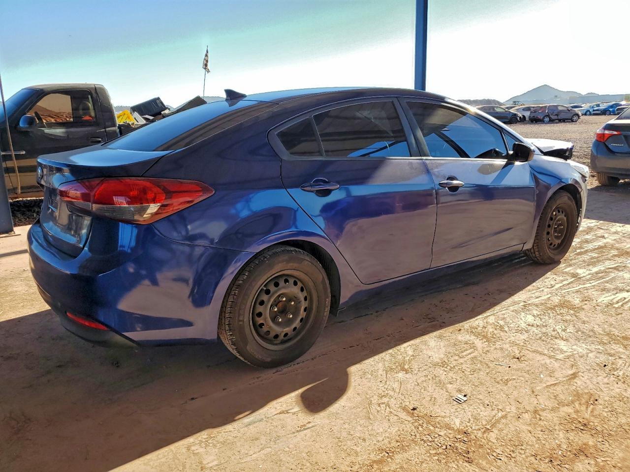 2018 KIA FORTE LX photo 3