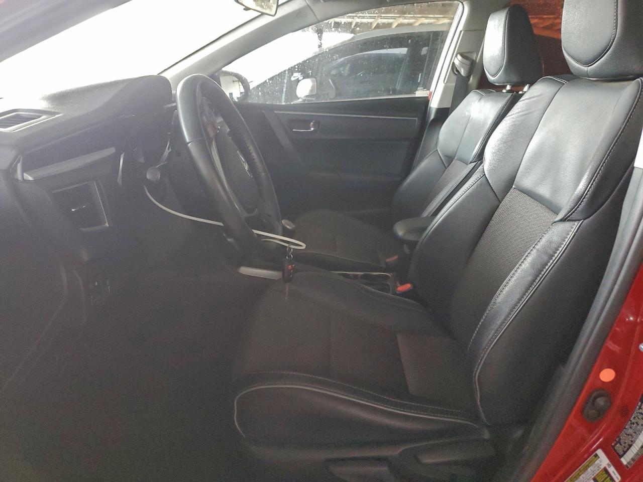 2015 TOYOTA COROLLA L photo 7