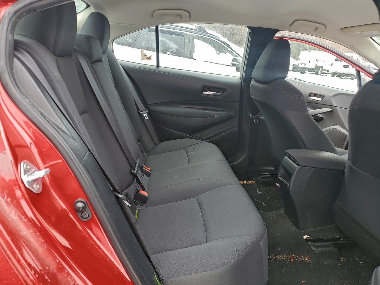 2021 TOYOTA COROLLA LE photo 10