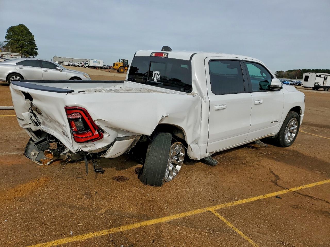 2023 RAM 1500 LARAMIE photo 3