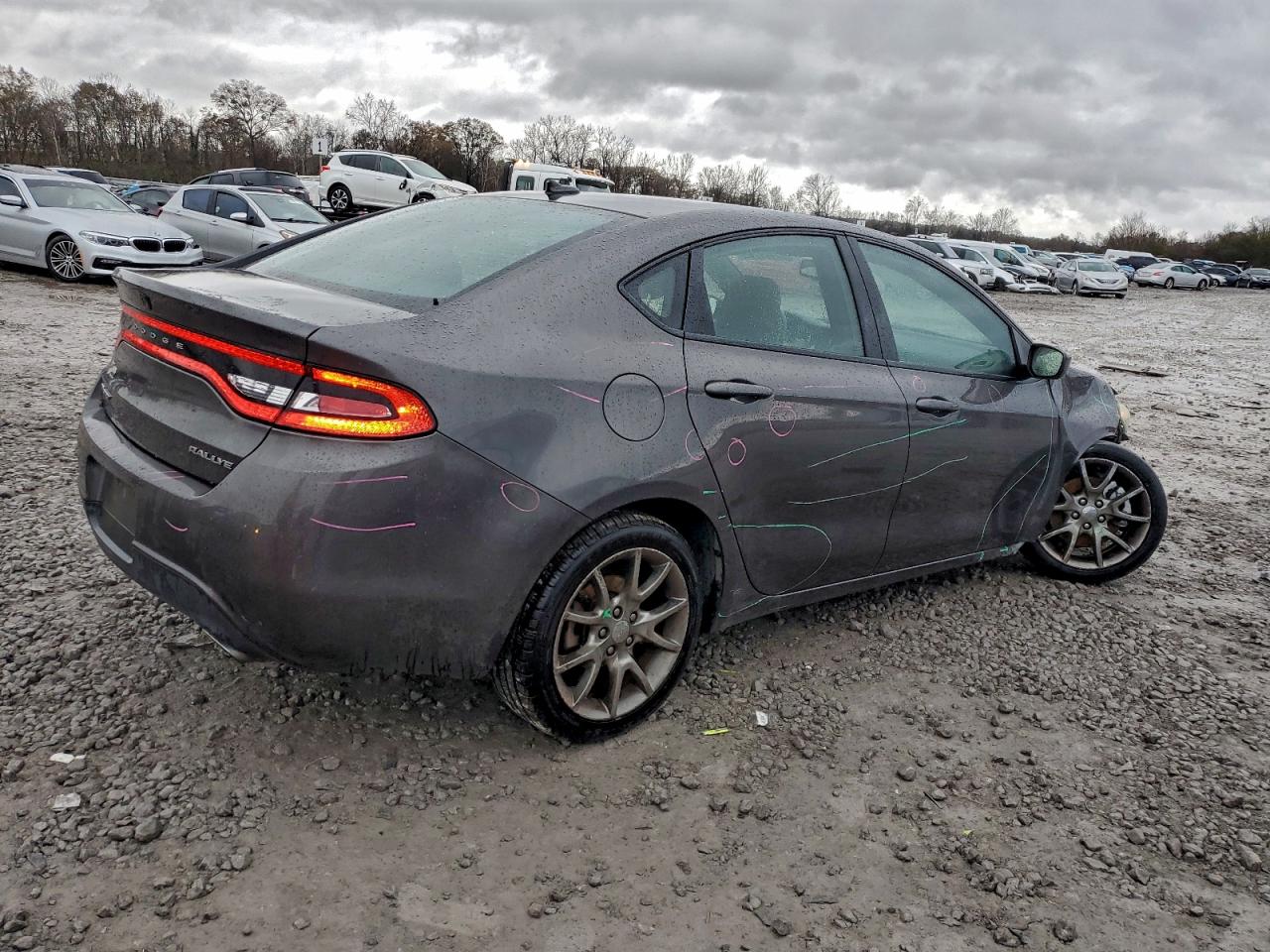 2015 DODGE DART SXT photo 3