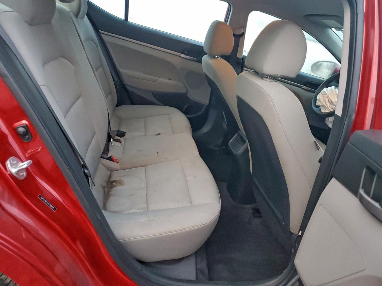 2017 HYUNDAI ELANTRA SE photo 10
