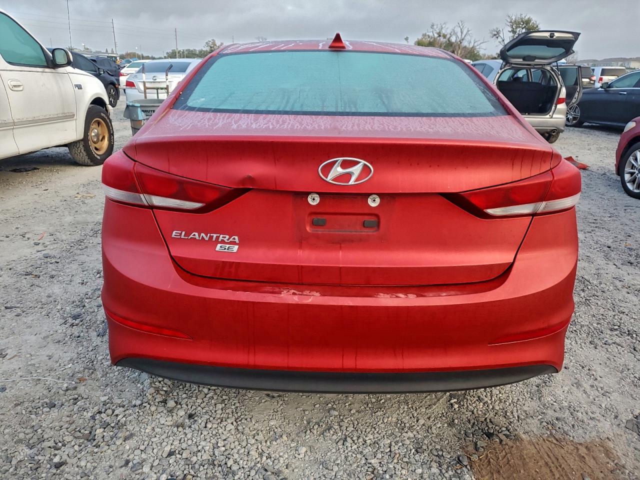 2017 HYUNDAI ELANTRA SE photo 6