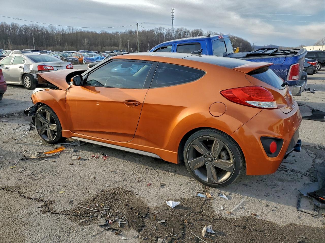 2015 HYUNDAI VELOSTER TURBO photo 2