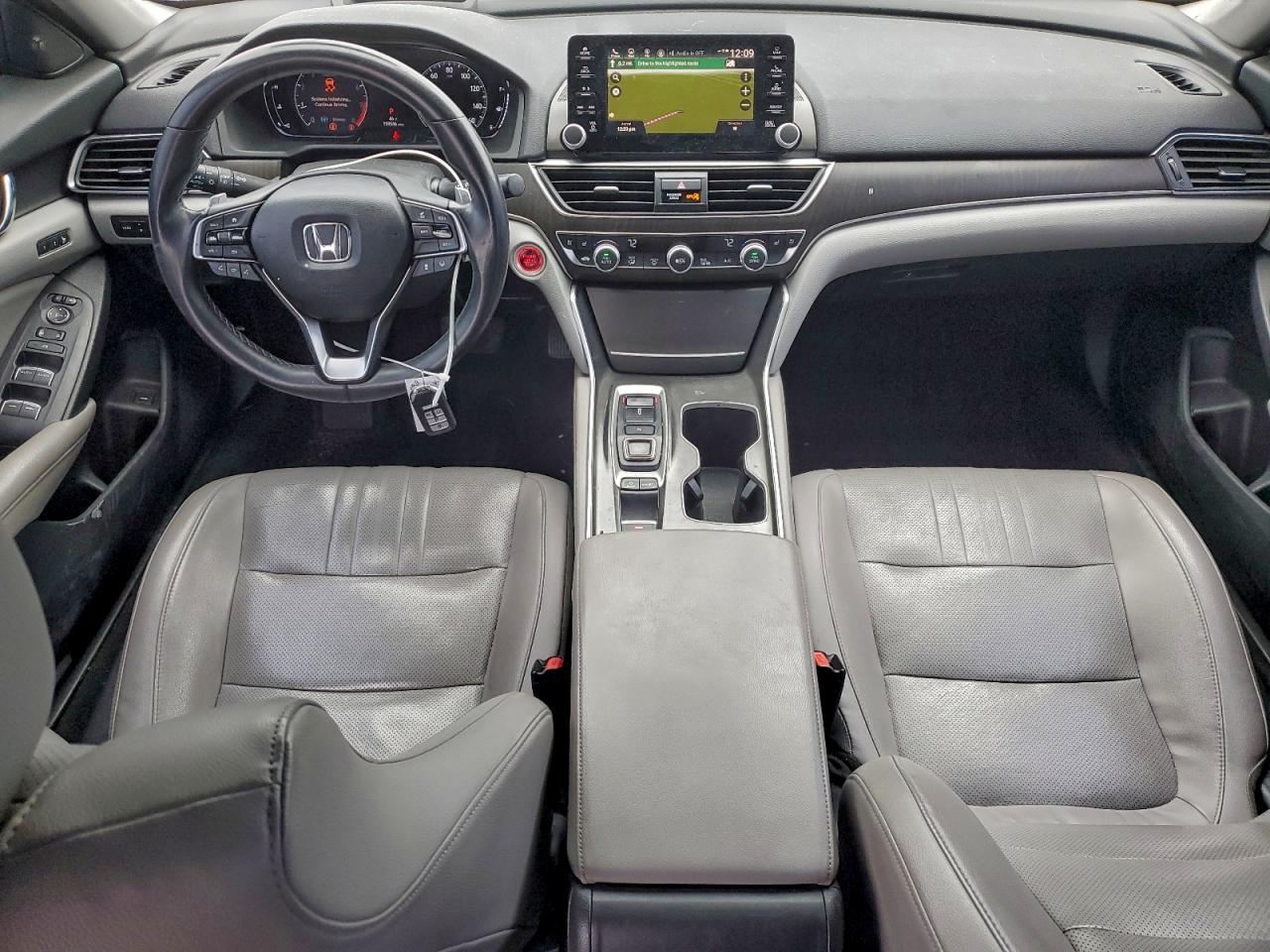2018 HONDA ACCORD TOURING photo 8