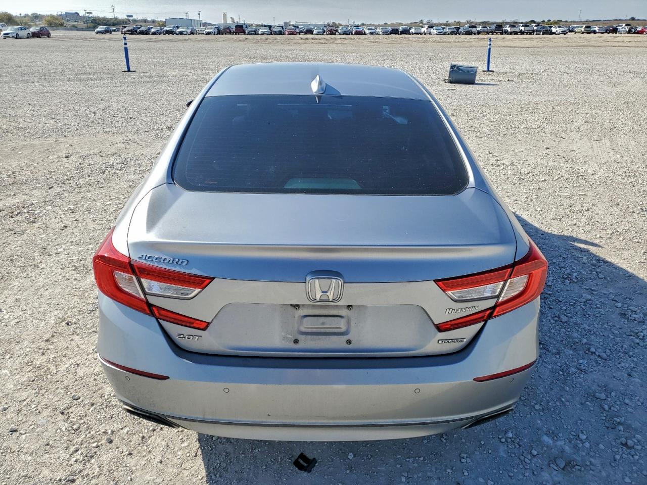 2018 HONDA ACCORD TOURING photo 6