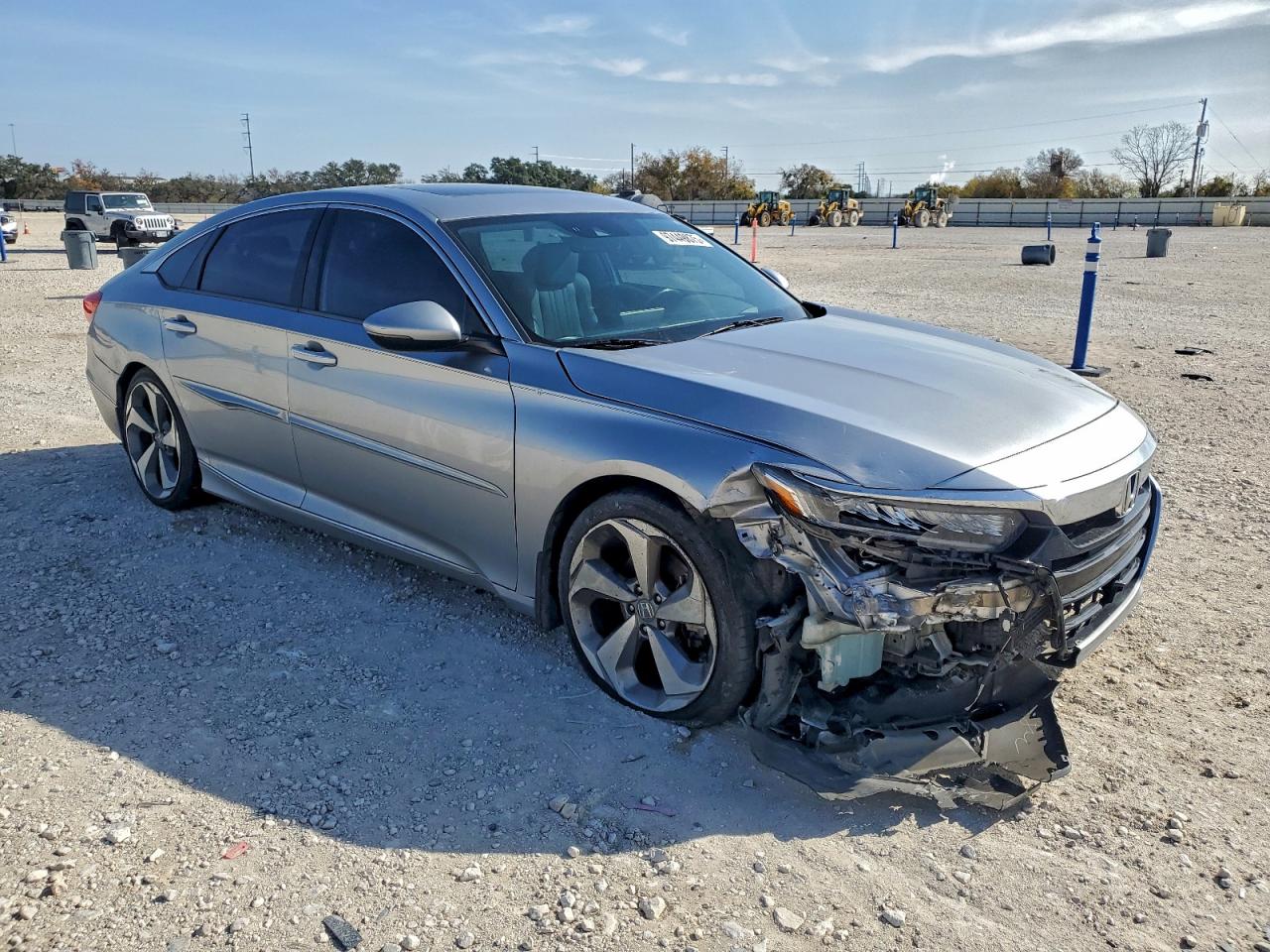 2018 HONDA ACCORD TOURING photo 4