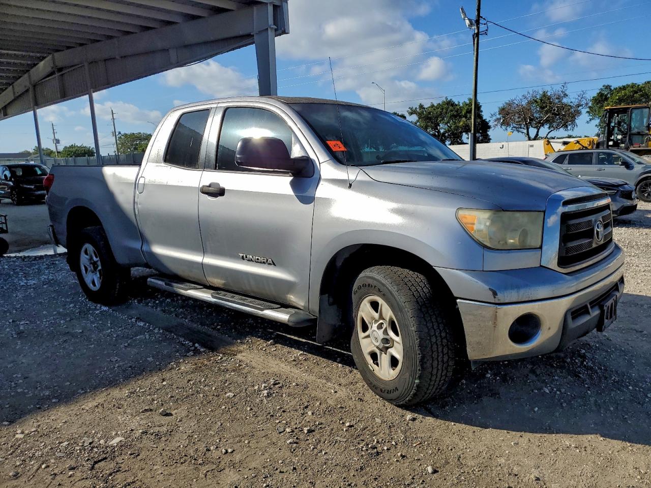 2010 TOYOTA TUNDRA DOUBLE CAB SR5 photo 4