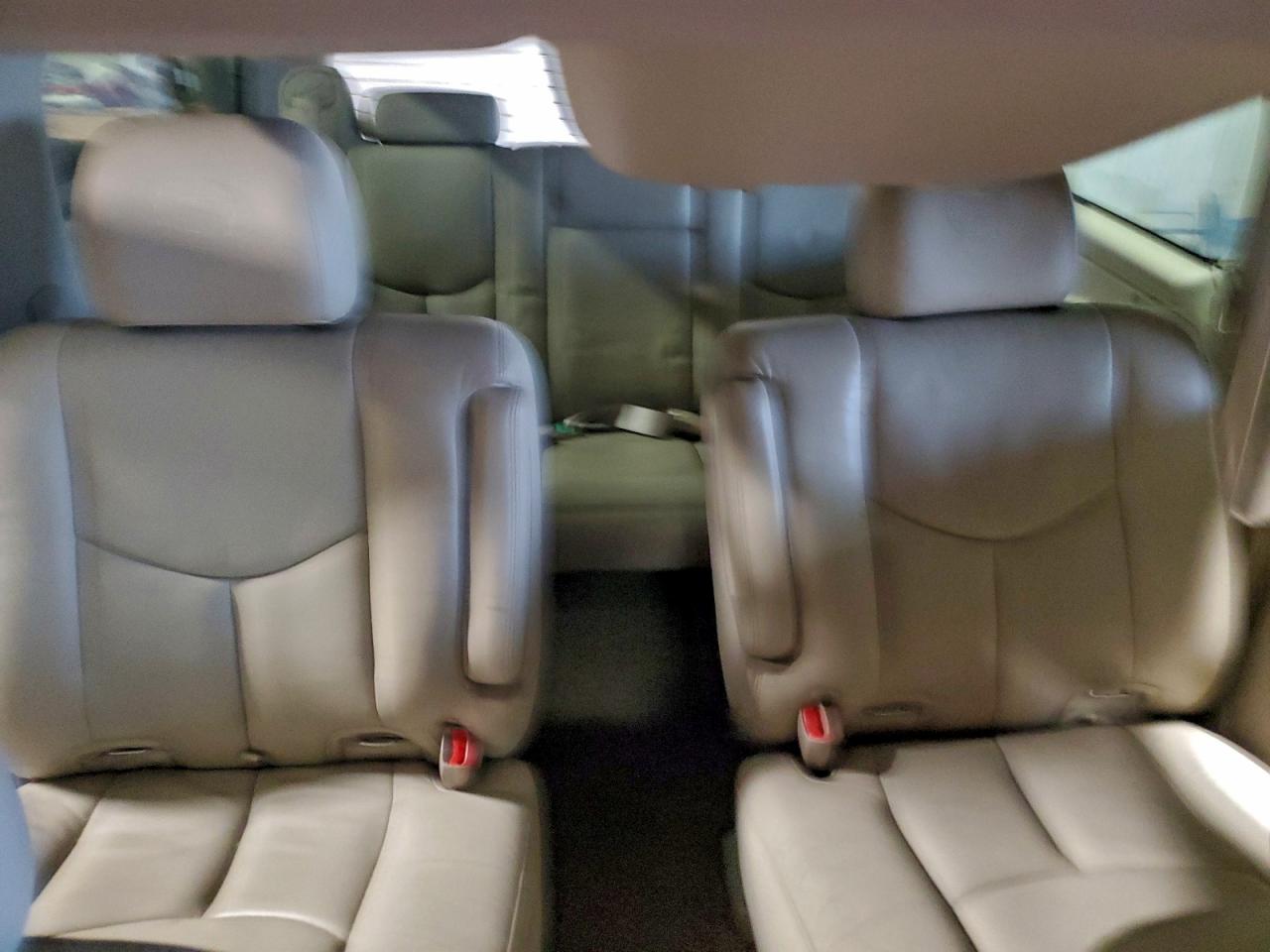 2005 CADILLAC ESCALADE ESV photo 10