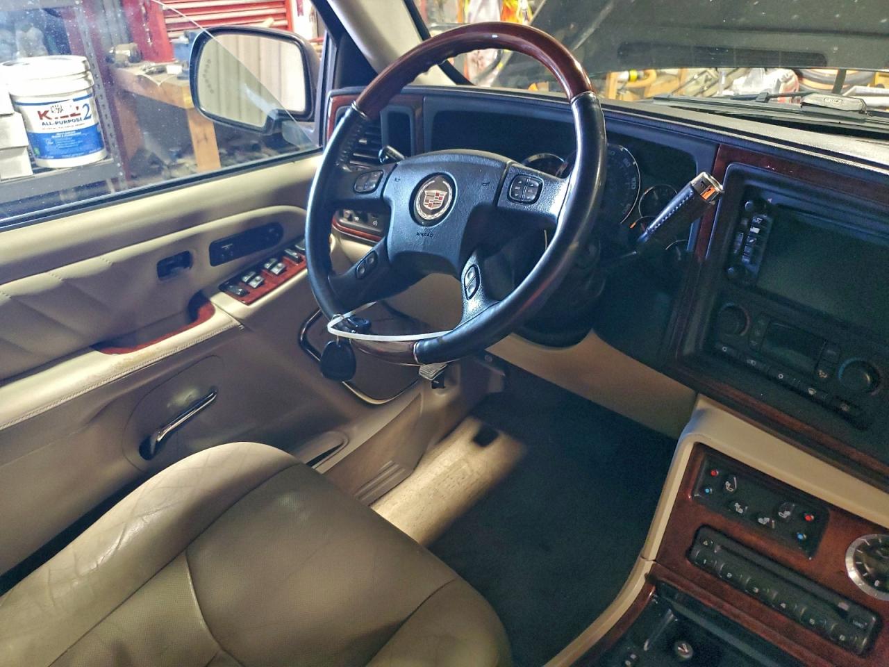 2005 CADILLAC ESCALADE ESV photo 7