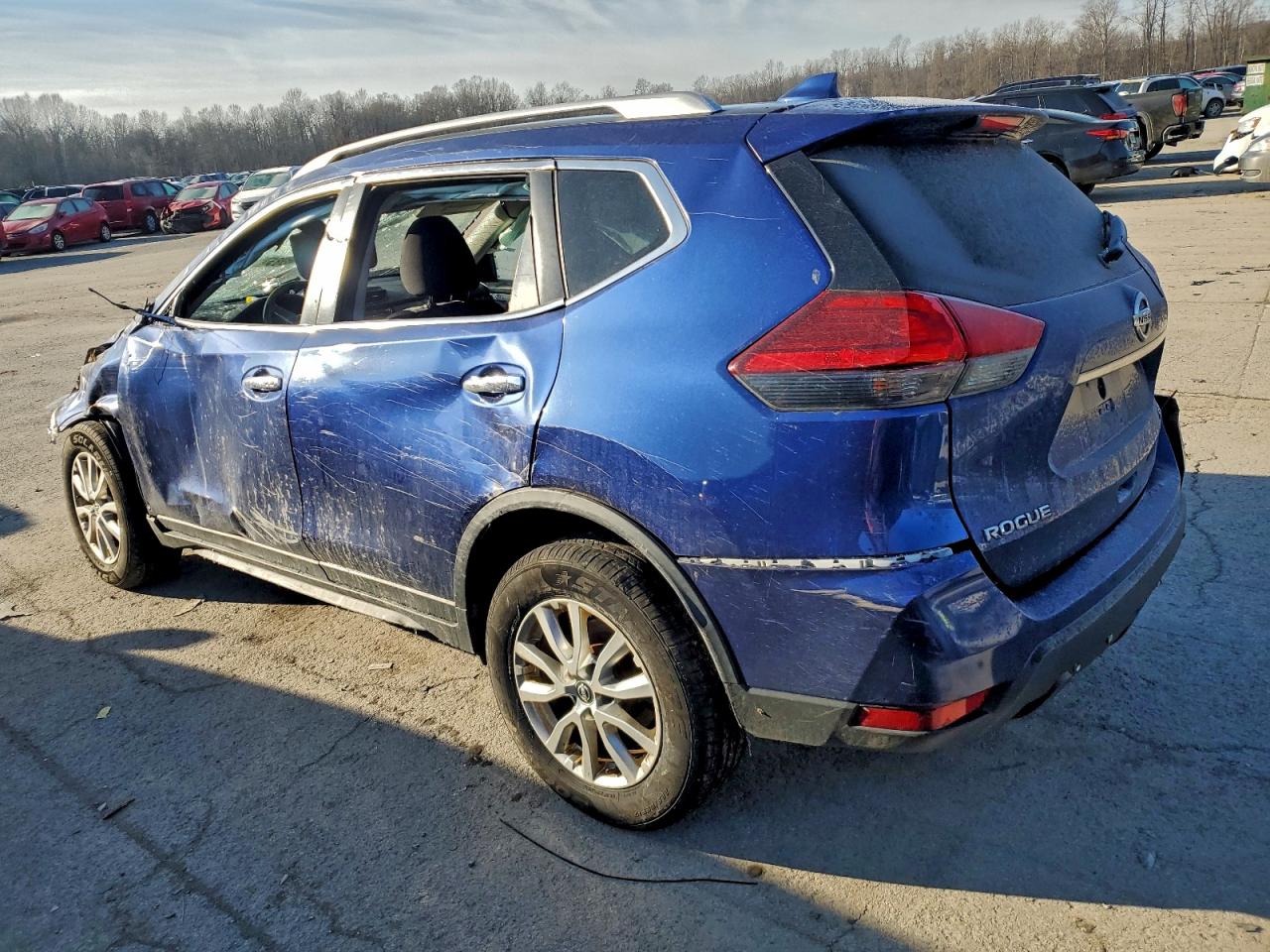 2017 NISSAN ROGUE S photo 2
