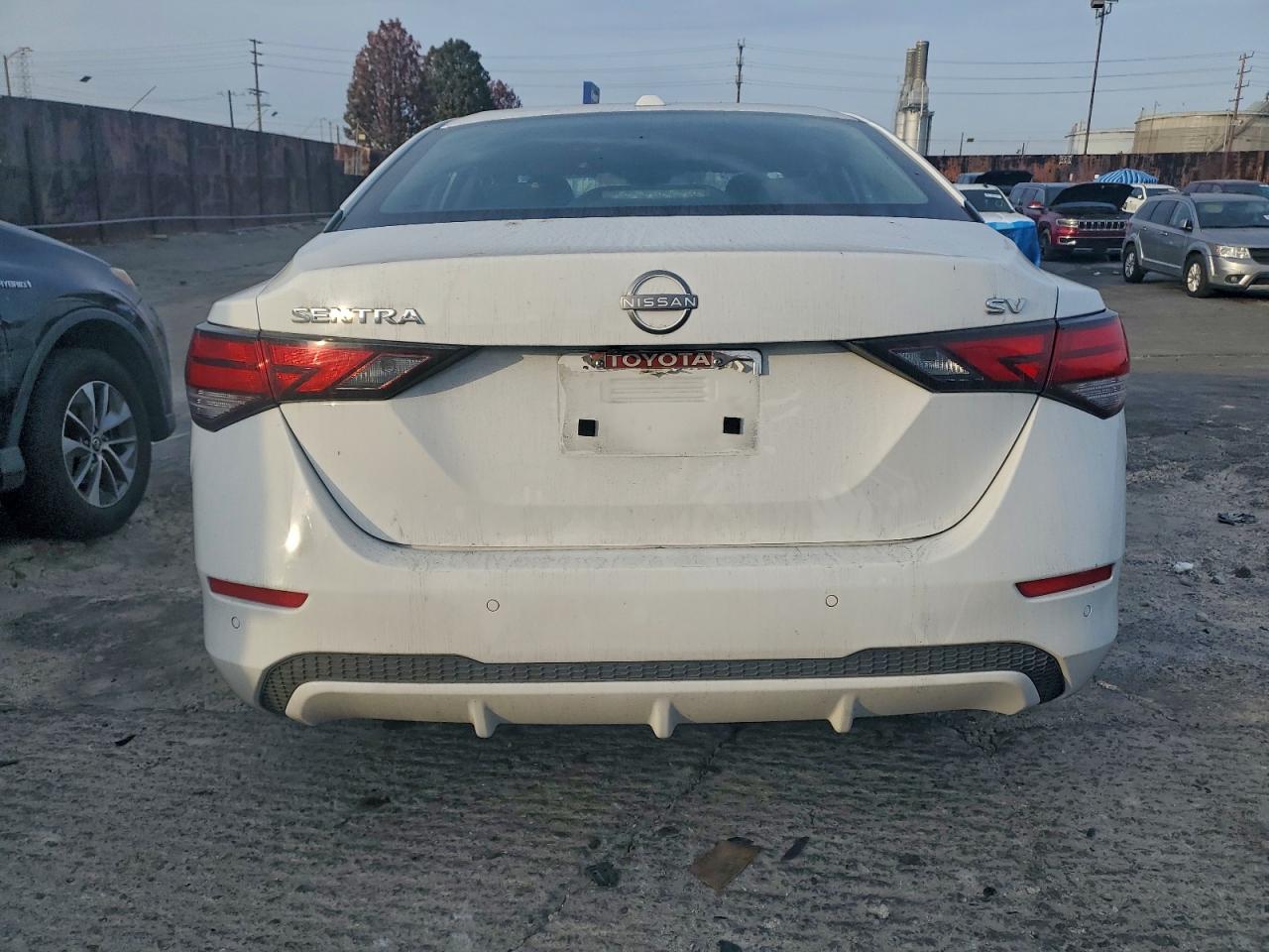 2024 NISSAN SENTRA SV photo 6