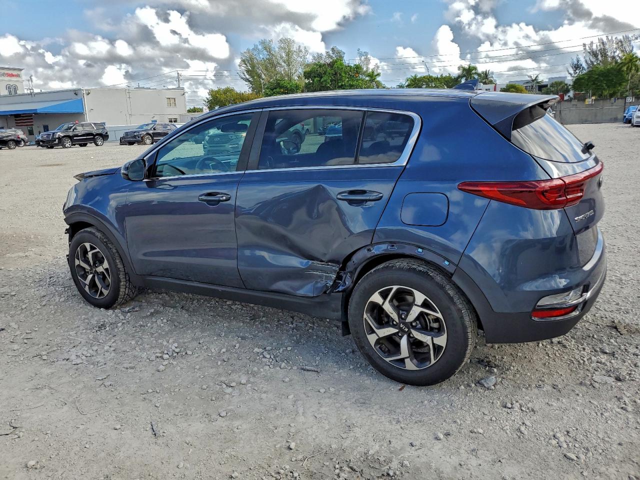 2020 KIA SPORTAGE LX photo 2