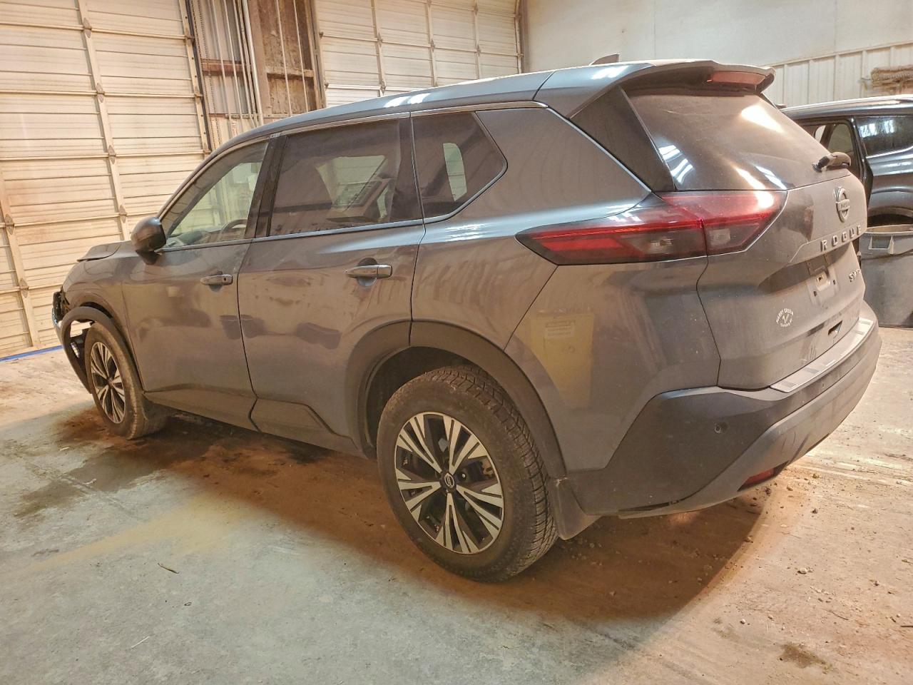 2021 NISSAN ROGUE SV photo 2