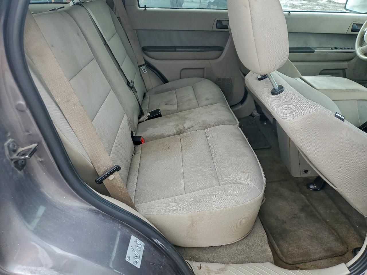 2010 FORD ESCAPE XLT photo 10