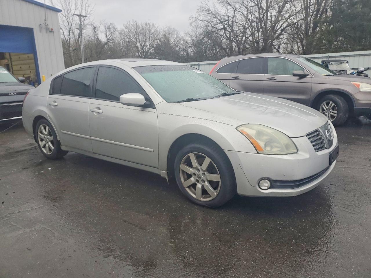 2004 NISSAN MAXIMA SE photo 4