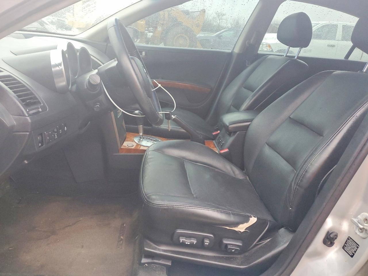 2004 NISSAN MAXIMA SE photo 7