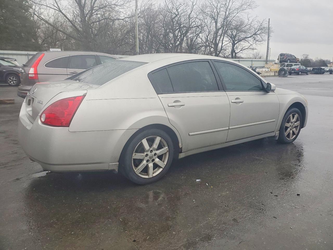 2004 NISSAN MAXIMA SE photo 3