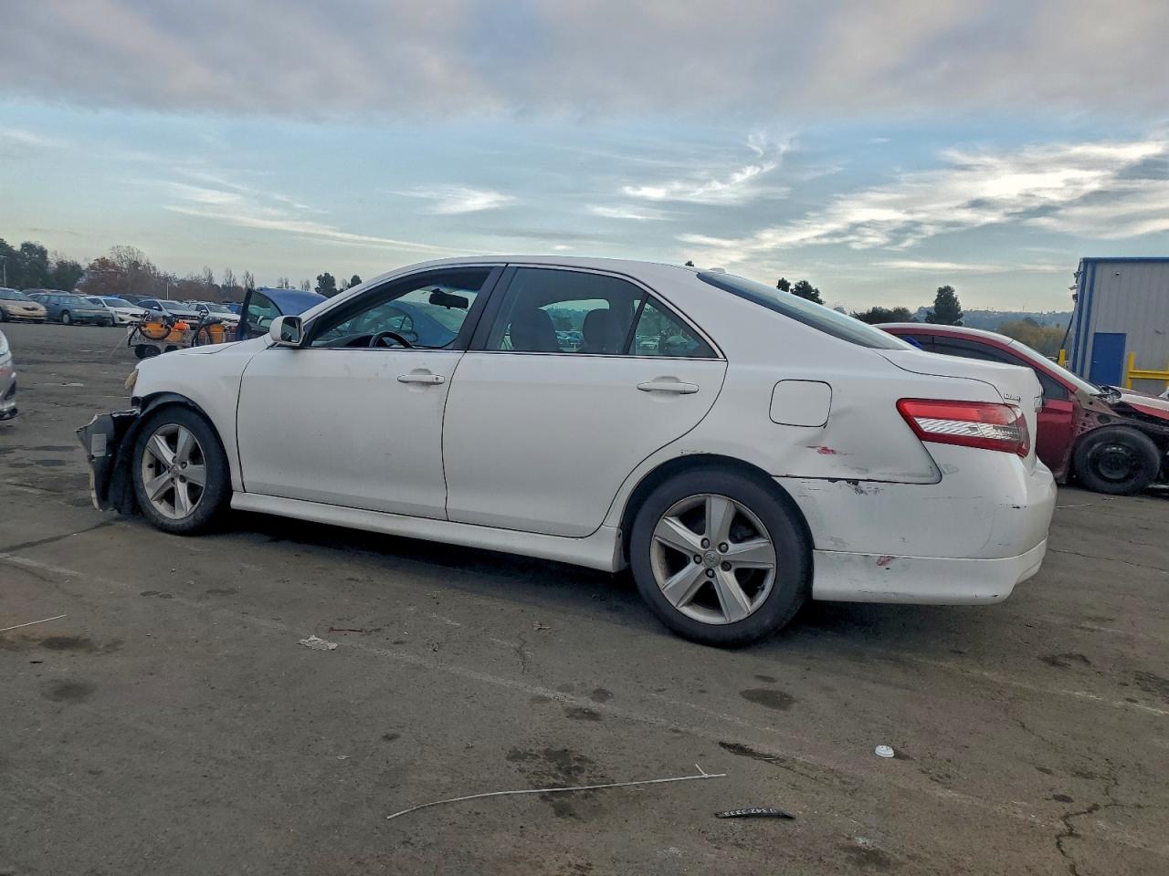 2010 TOYOTA CAMRY BASE photo 2