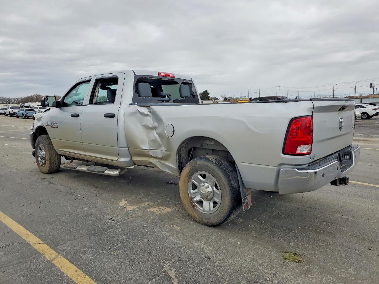2018 RAM 3500 ST photo 2