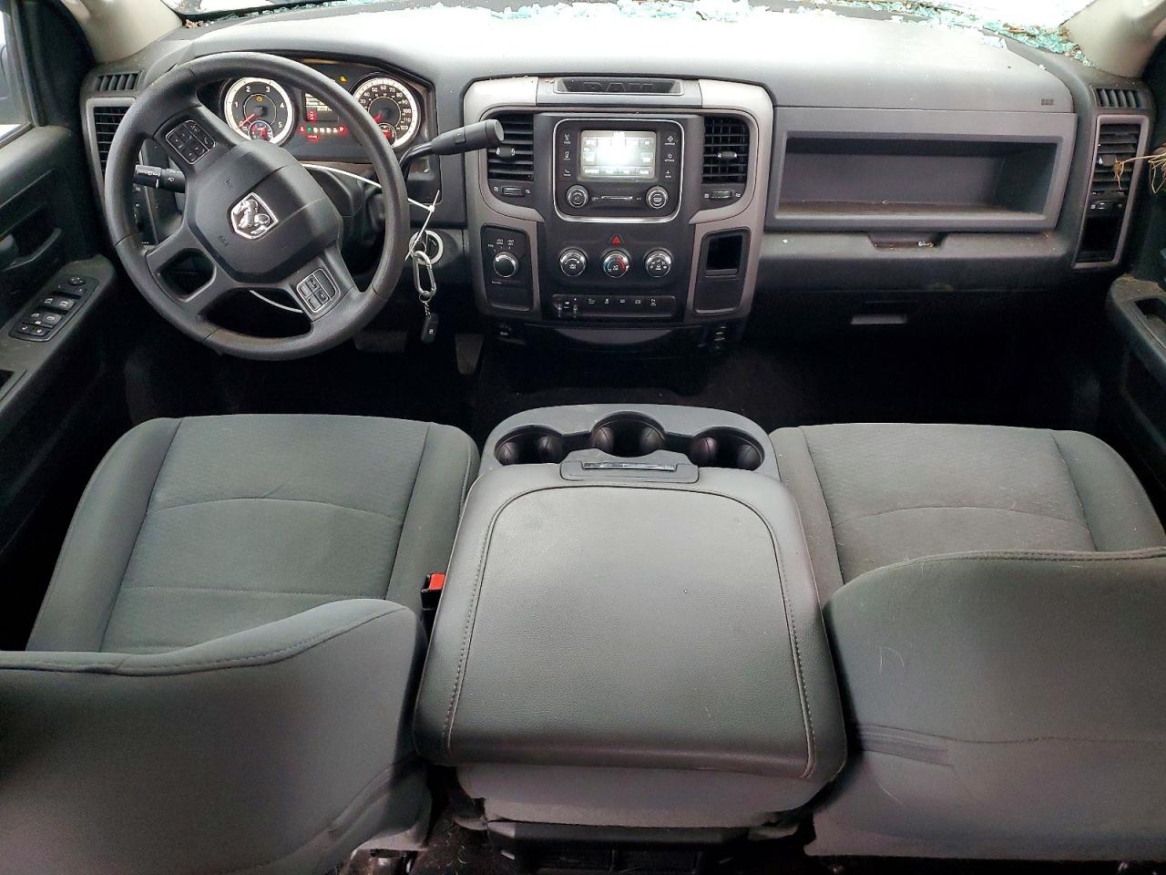 2018 RAM 3500 ST photo 8