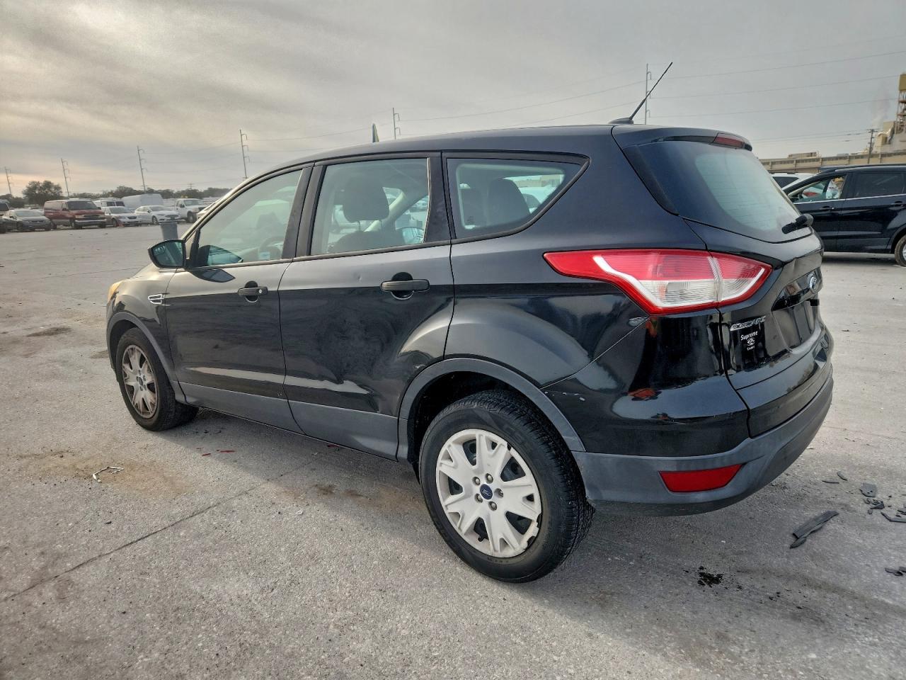 2014 FORD ESCAPE S photo 2