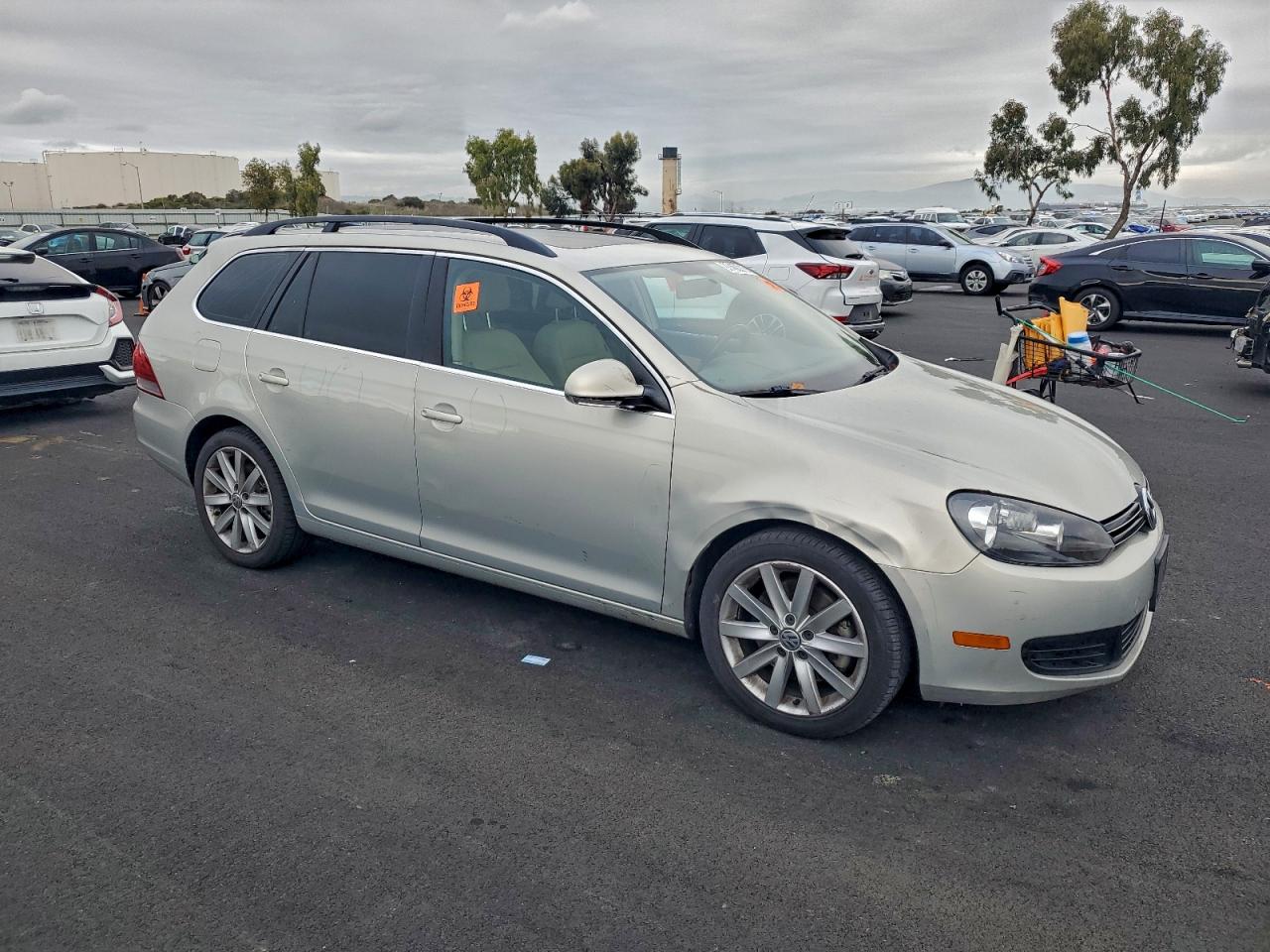 2012 VOLKSWAGEN JETTA TDI photo 4