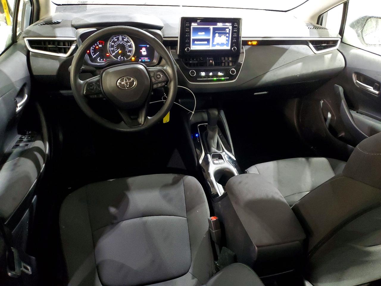 2020 TOYOTA COROLLA LE photo 8