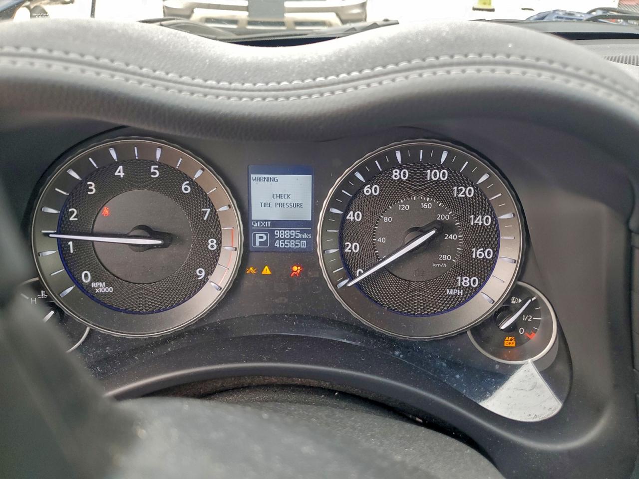 2015 INFINITI Q70L 3.7 photo 9