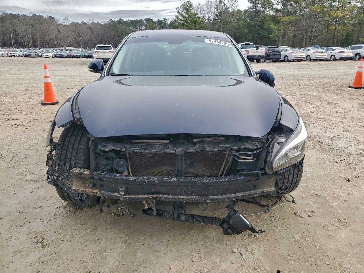 2015 INFINITI Q70L 3.7 photo 5