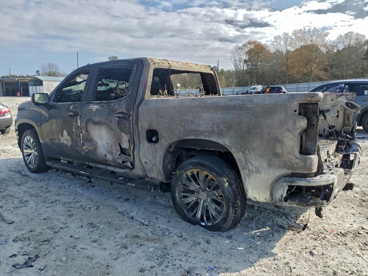 2021 CHEVROLET SILVERADO K1500 HIGH COUNTRY photo 2