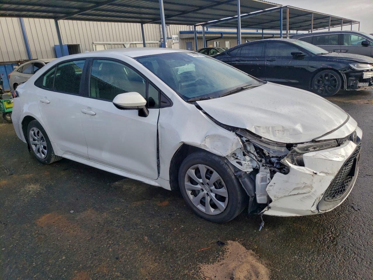 2021 TOYOTA COROLLA LE photo 4