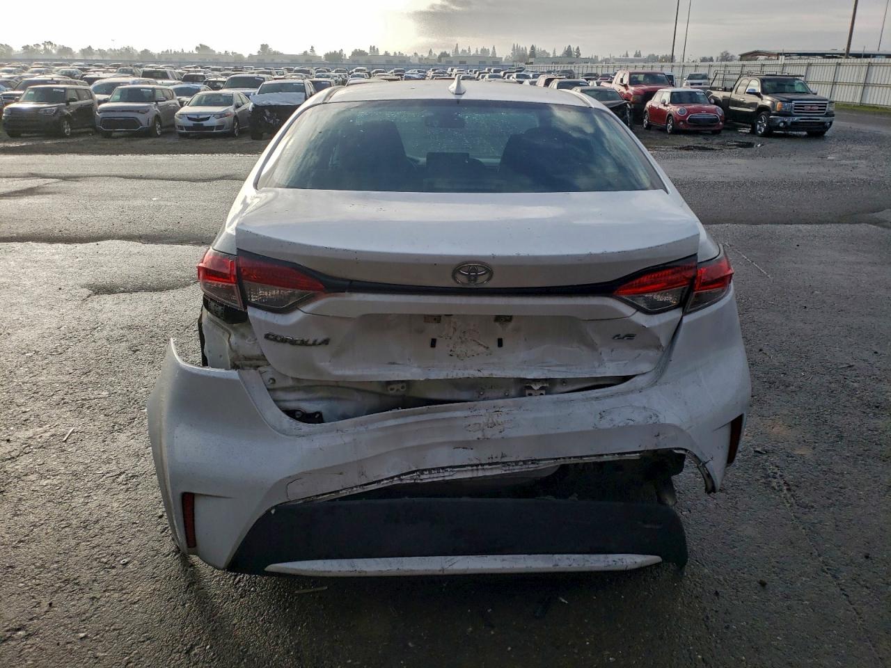 2021 TOYOTA COROLLA LE photo 6