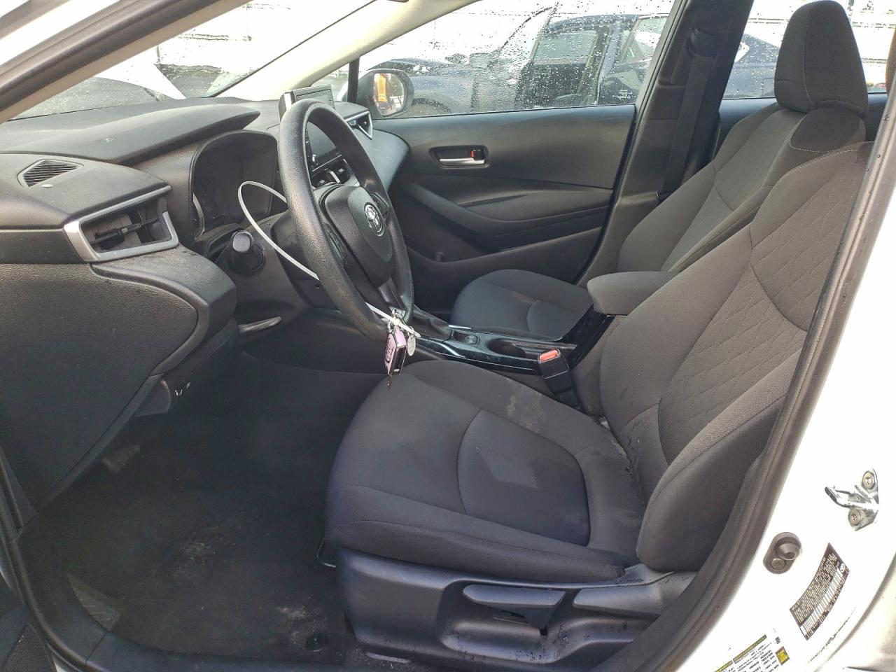 2021 TOYOTA COROLLA LE photo 7