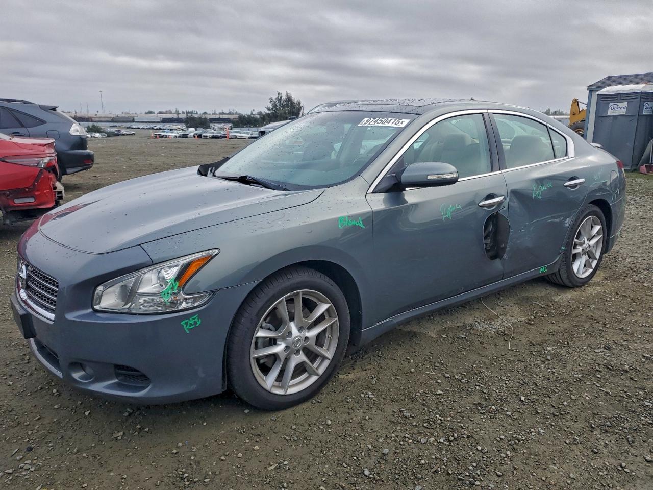 2011 NISSAN MAXIMA