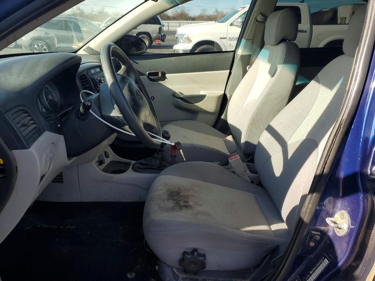 2009 HYUNDAI ACCENT GLS photo 7