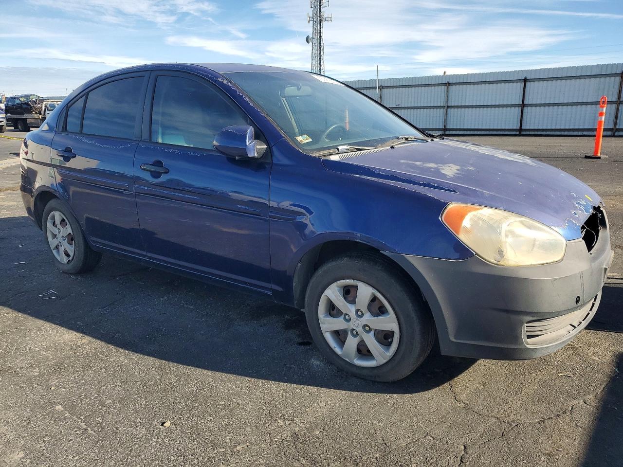2009 HYUNDAI ACCENT GLS photo 4