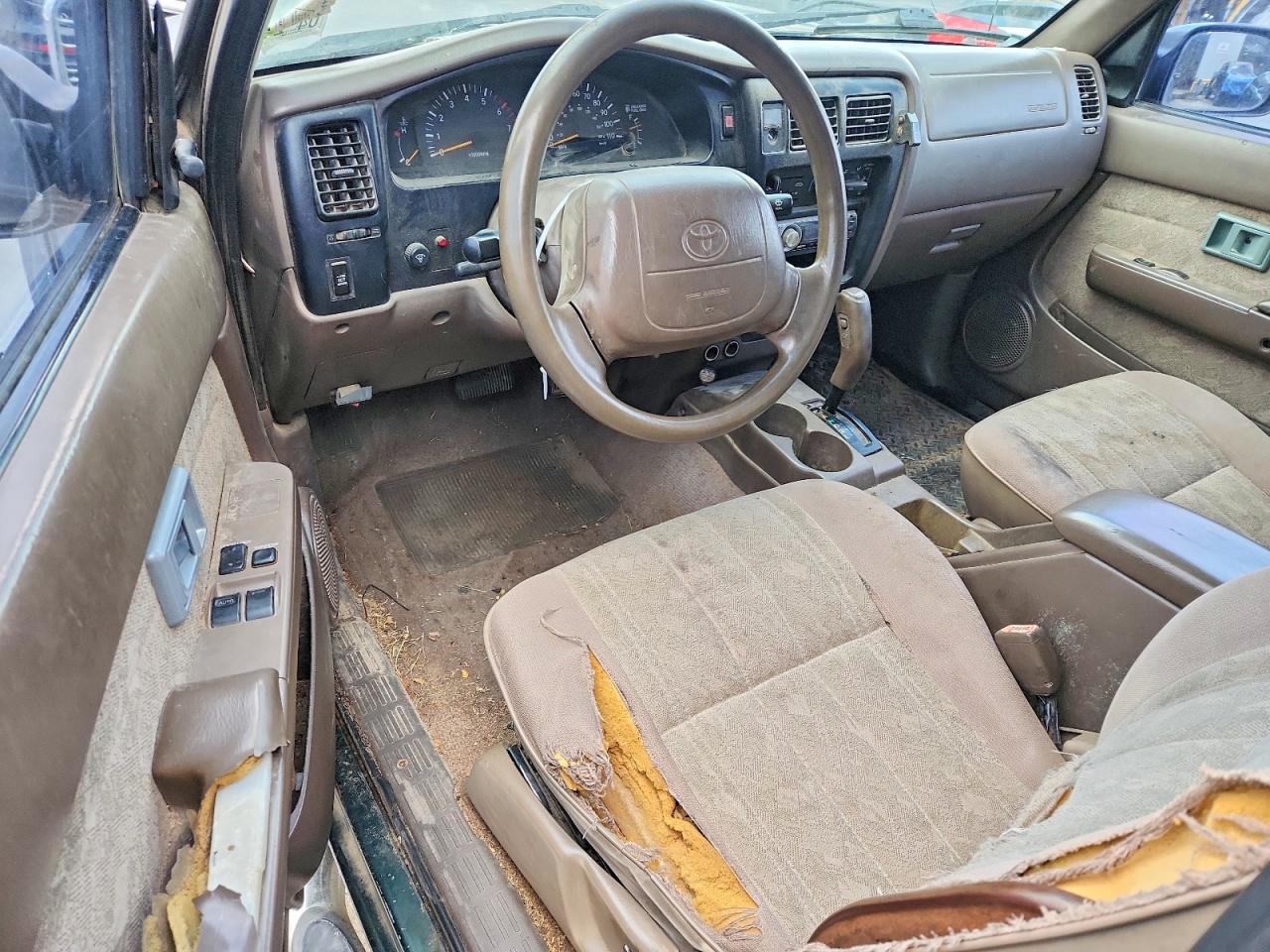 2000 TOYOTA TACOMA PRERUNNER V6 photo 15