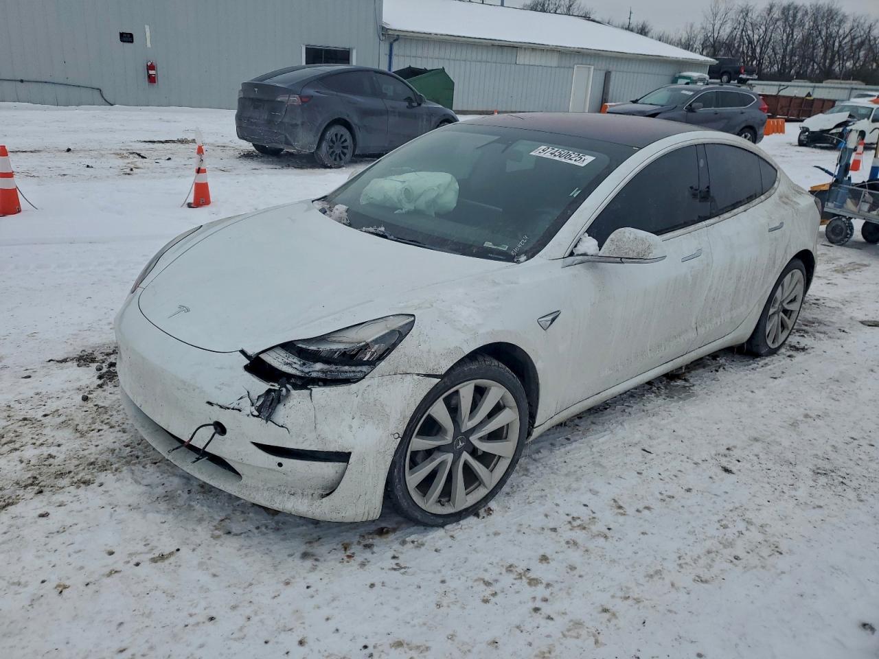 2018 TESLA MODEL 3
