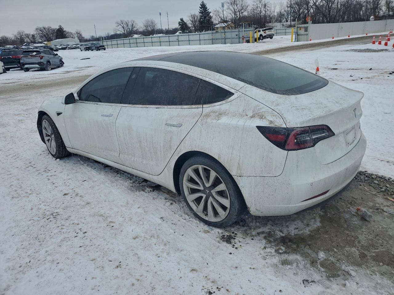 2018 TESLA MODEL 3 photo 2