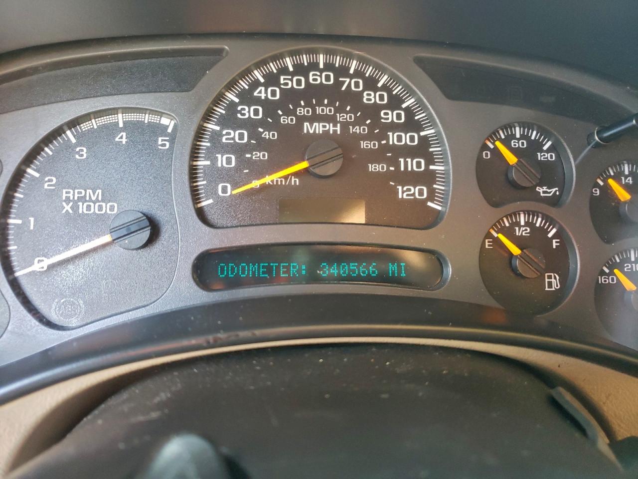 2003 CHEVROLET SILVERADO C2500 HEAVY DUTY photo 9