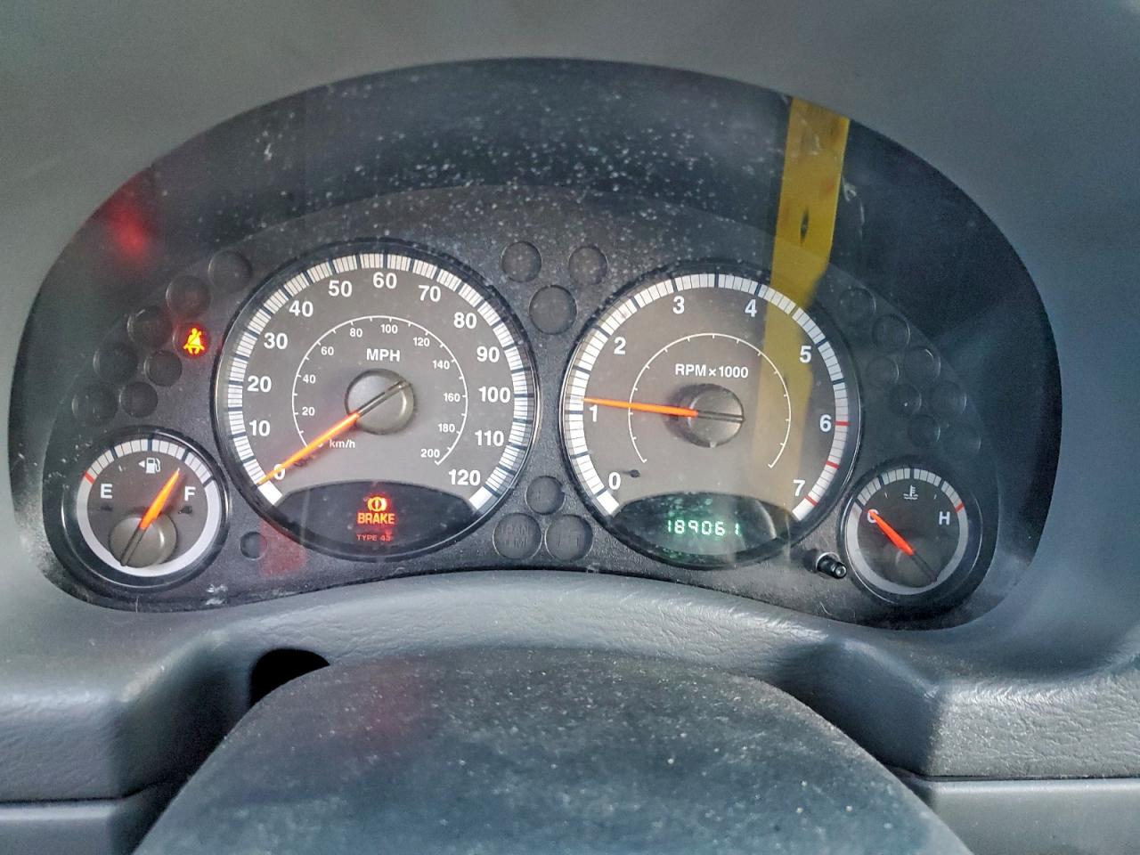 2005 JEEP LIBERTY SPORT photo 9