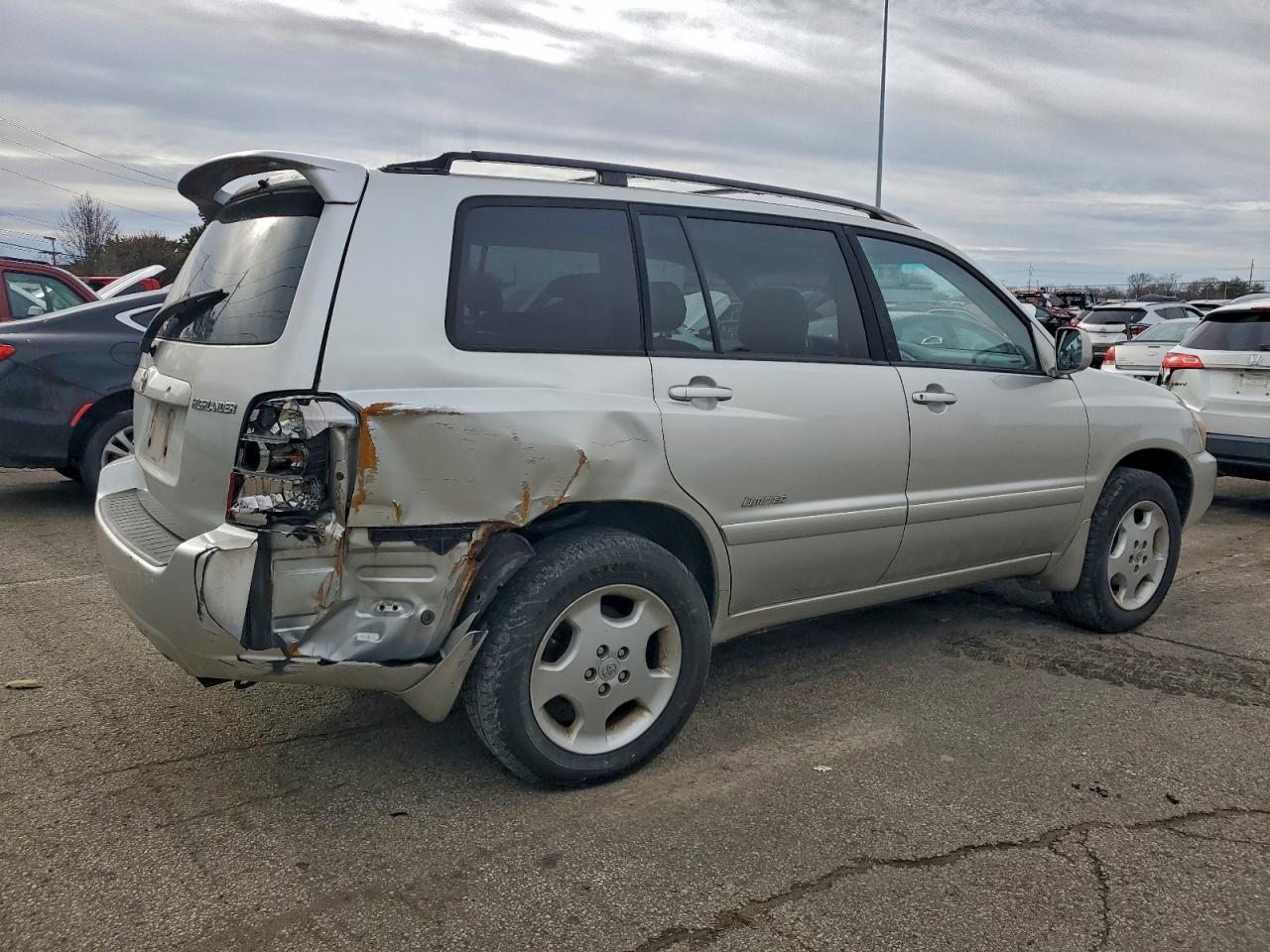 2006 TOYOTA HIGHLANDER LIMITED photo 3