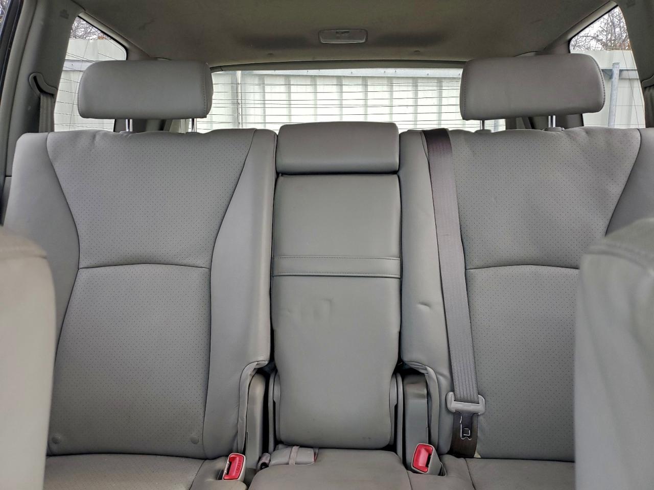 2006 TOYOTA HIGHLANDER LIMITED photo 10