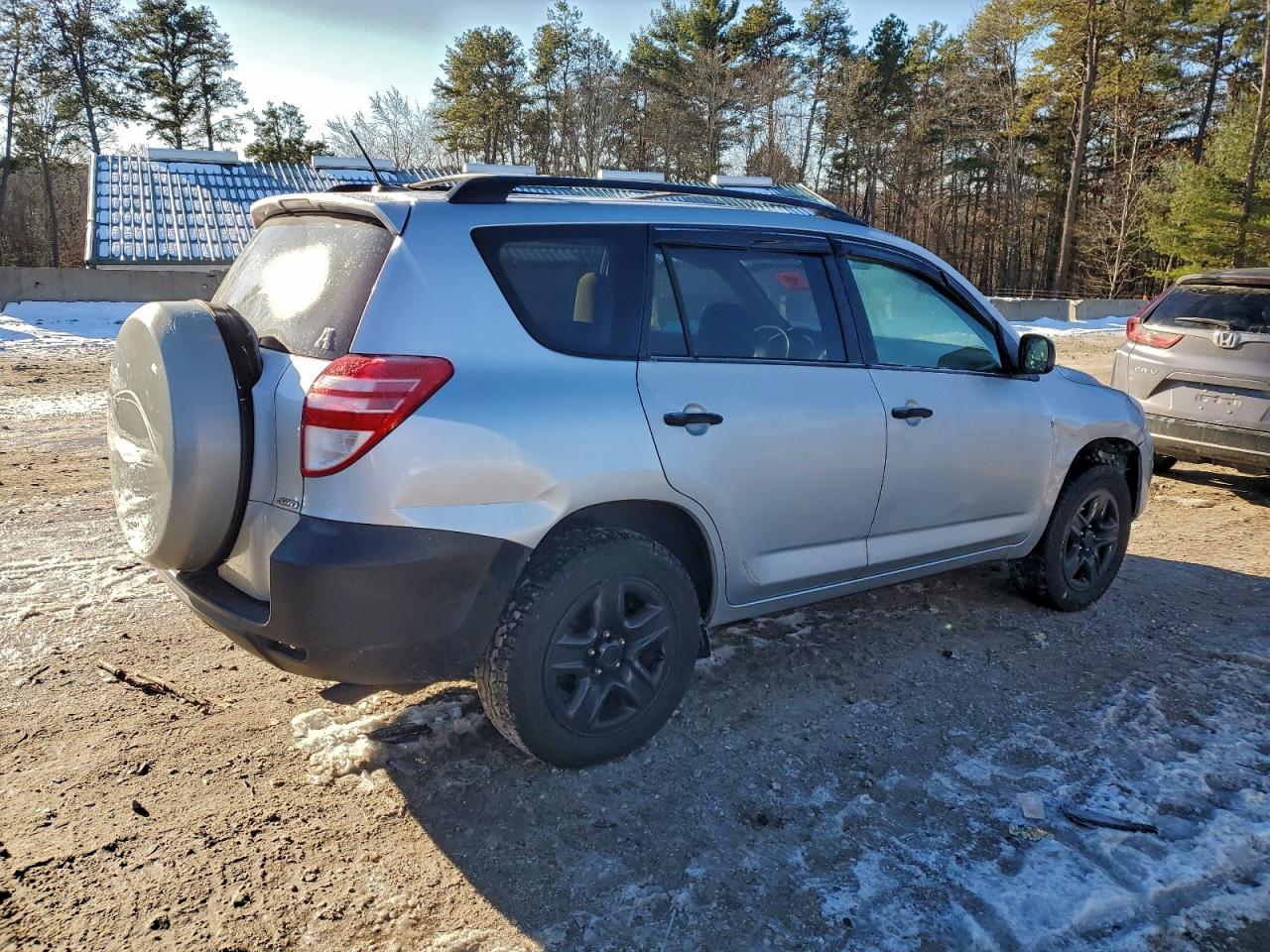 2010 TOYOTA RAV4 photo 3