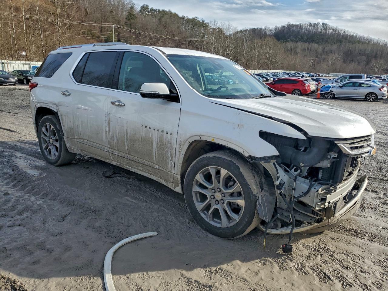 2019 CHEVROLET TRAVERSE PREMIER photo 4