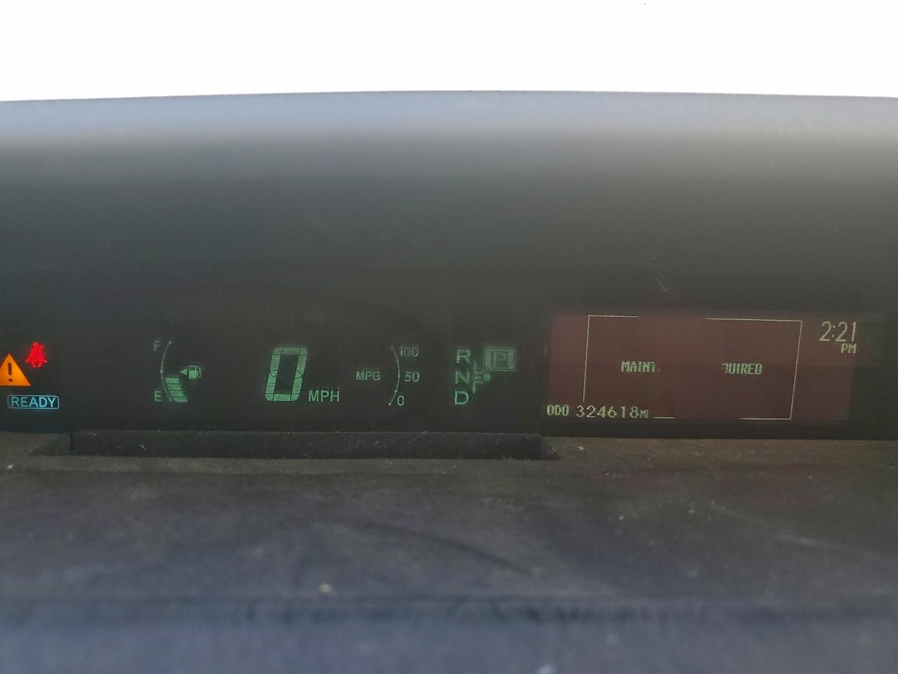 2013 TOYOTA PRIUS photo 9