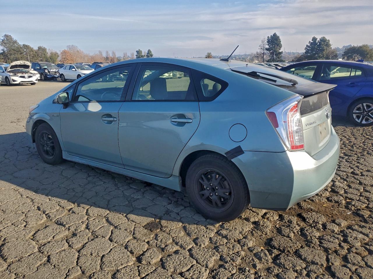 2013 TOYOTA PRIUS photo 2