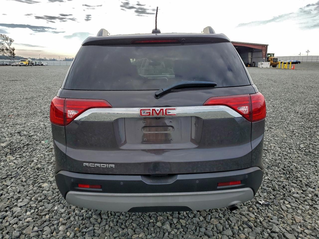 2017 GMC ACADIA SLE photo 6
