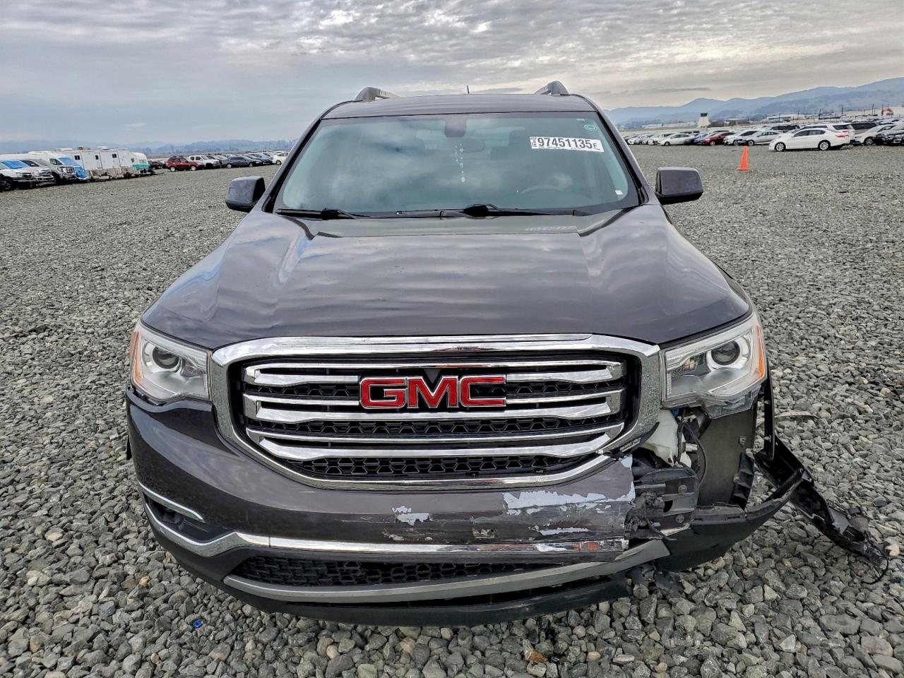 2017 GMC ACADIA SLE photo 5